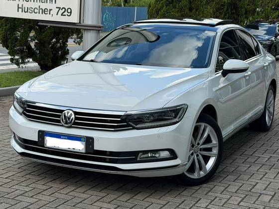 VOLKSWAGEN PASSAT 2.0 16V TSI BLUEMOTION GASOLINA HIGHLINE 4P DSG